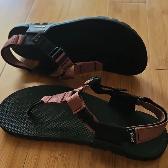 Bedrock Cairn Evo Barefoot Hiking Sandals: Womens 9, Mens 8 (Unisex) - Picture 7 of 12